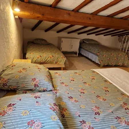 Charming House Just A Few Minutes From The Tatil Evi