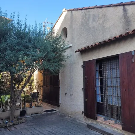Charming House Just A Few Minutes From The * Sainte-Maxime