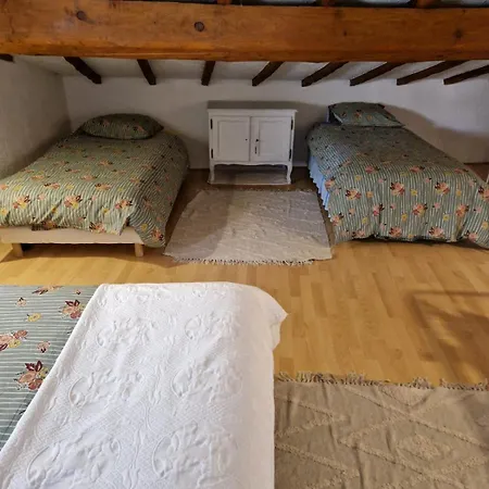 Charming House Just A Few Minutes From The