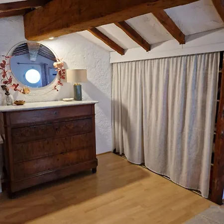 펜션 Charming House Just A Few Minutes From The
